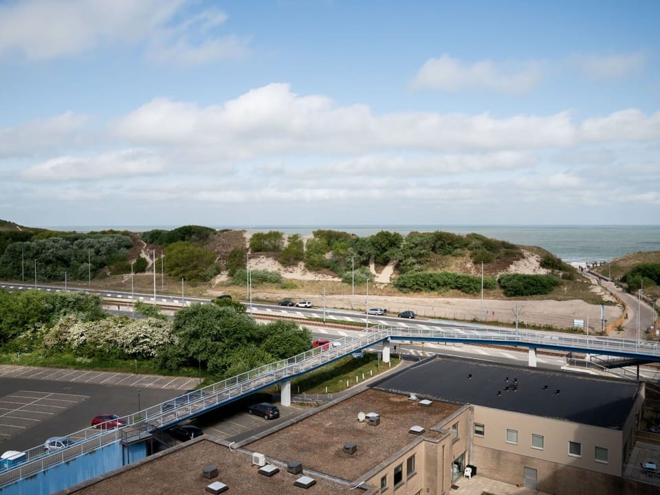 Fence, Highway, Walkway