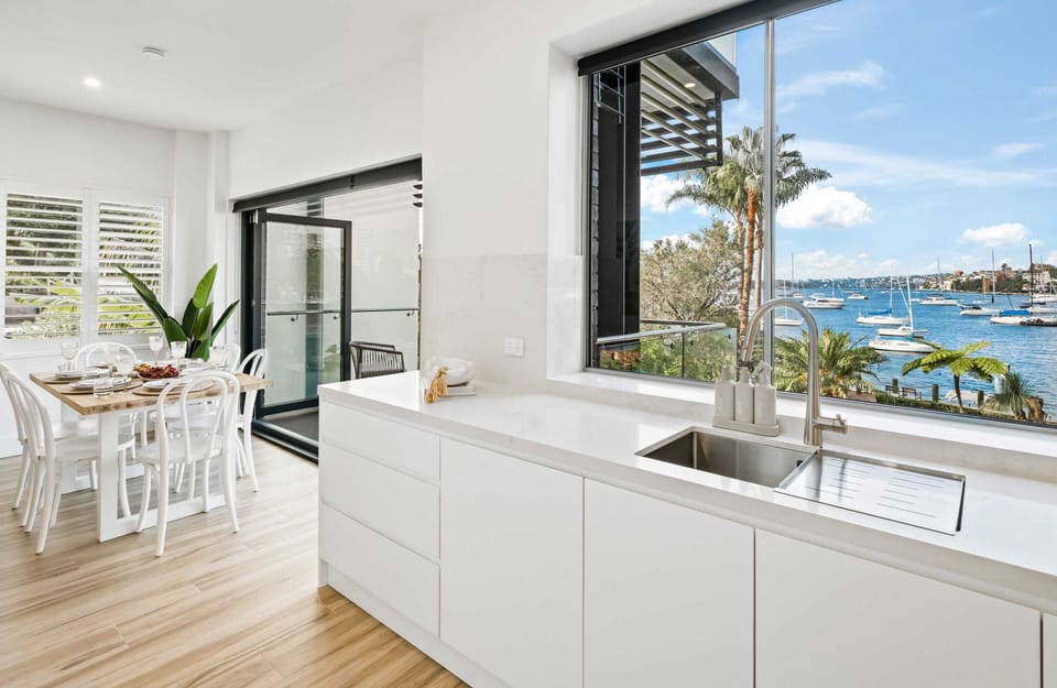 private kitchen + dining
