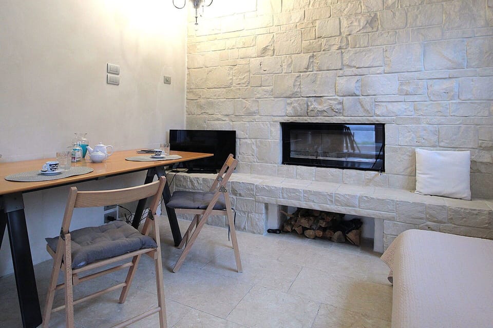 Autumn, Living Room, Spring, Summer