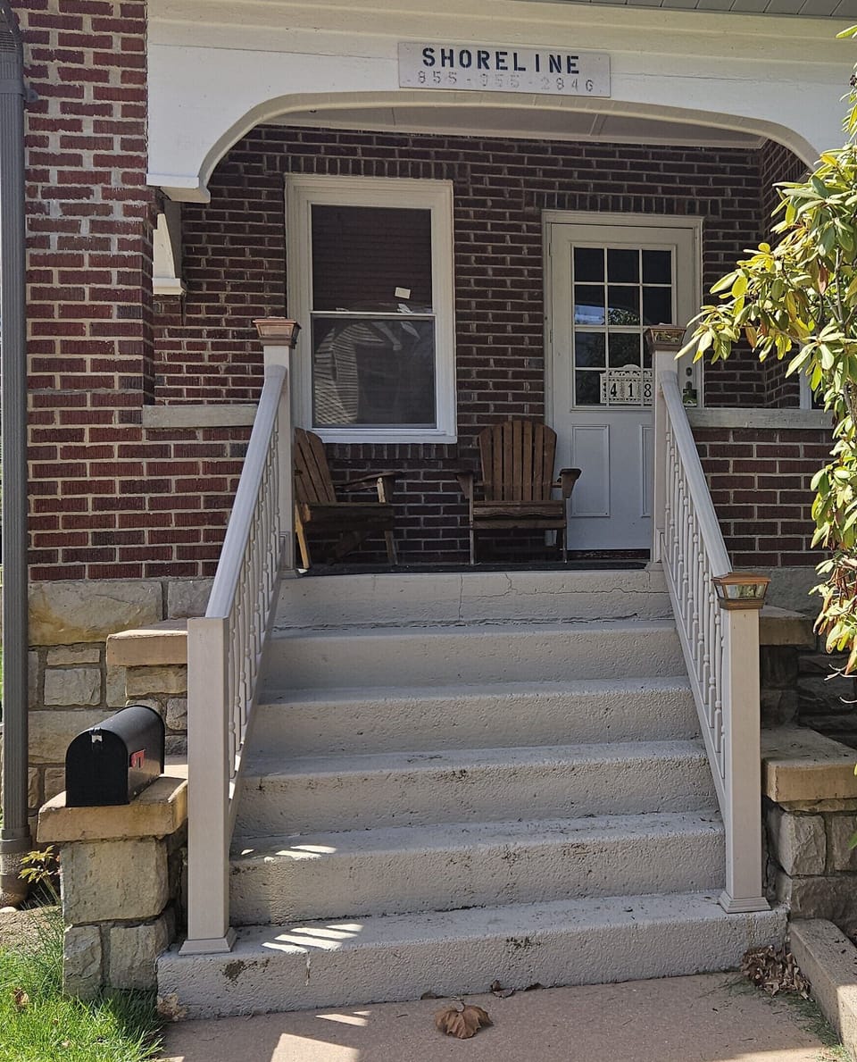 Stairs to Bungalow entrance door