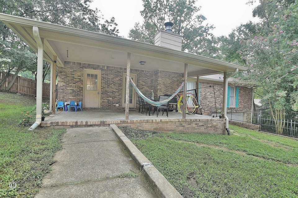 Patio with Grill