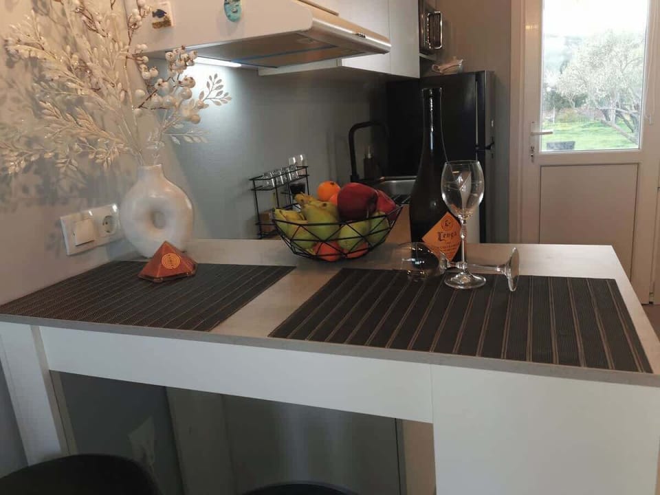 Sleek and functional kitchen