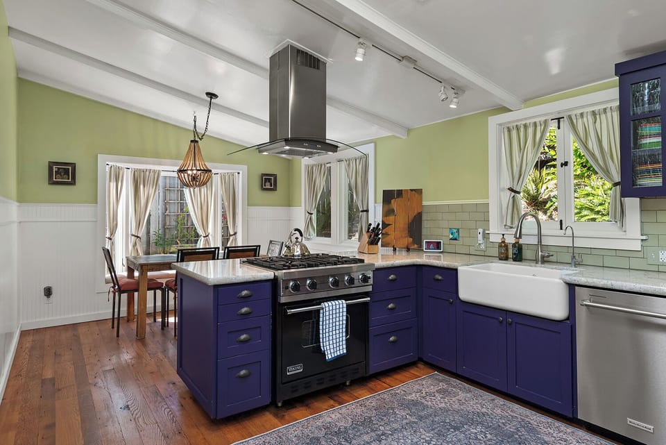 Open to the dining area, you can laugh and chat while cooking and hanging out with friends.