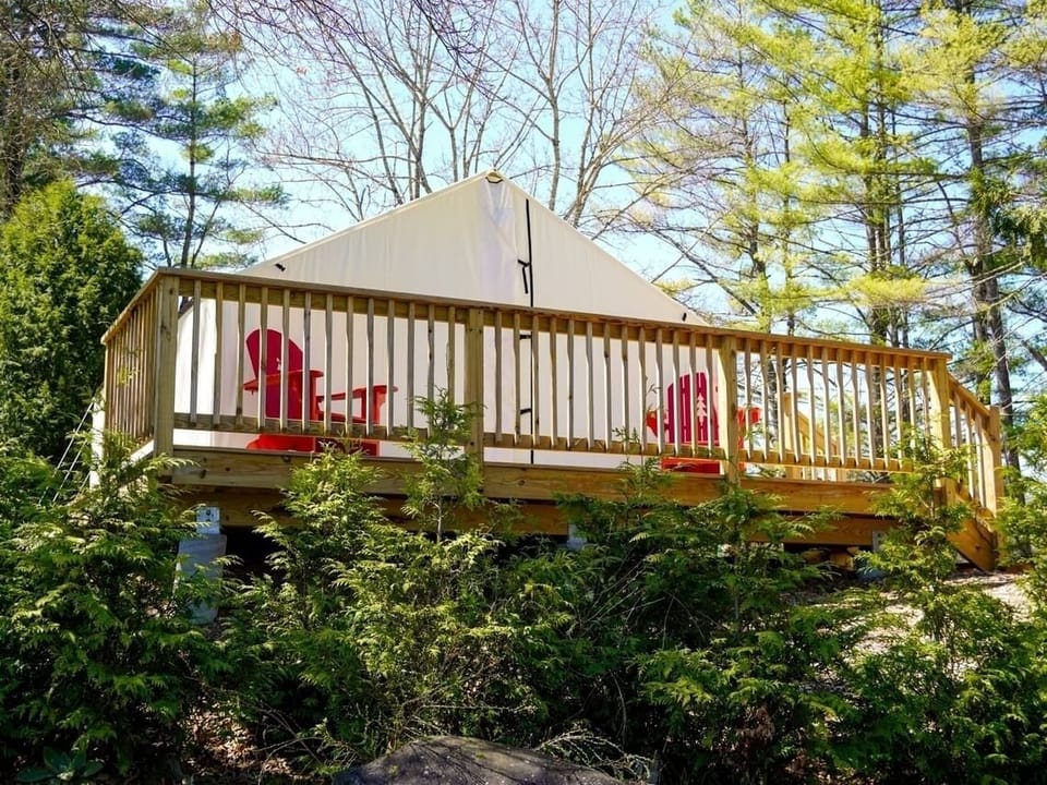 Exterior view of the unit