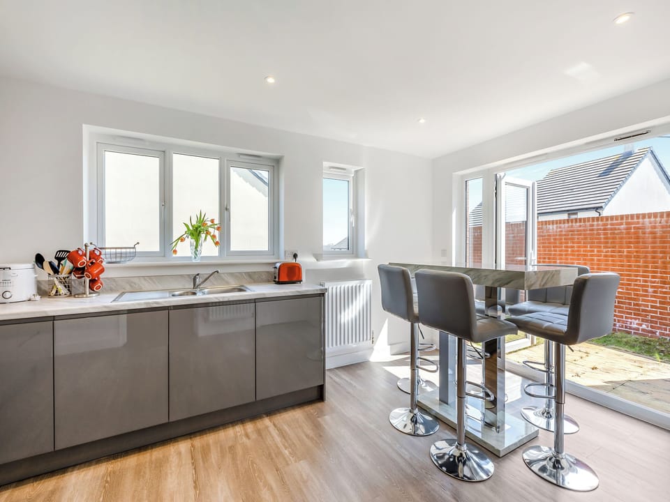 Kitchen | Castle Park, Paignton