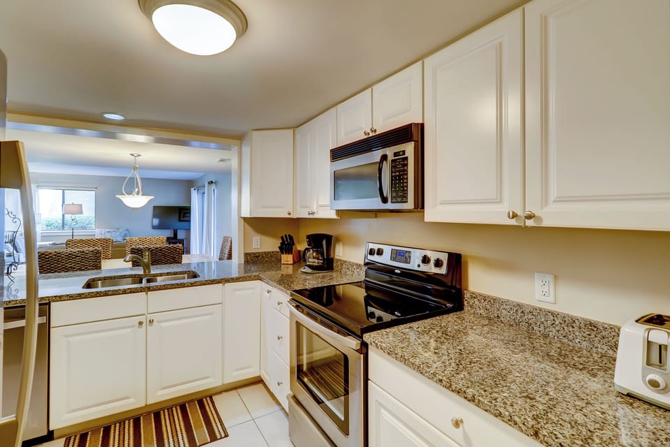 8- Kitchen