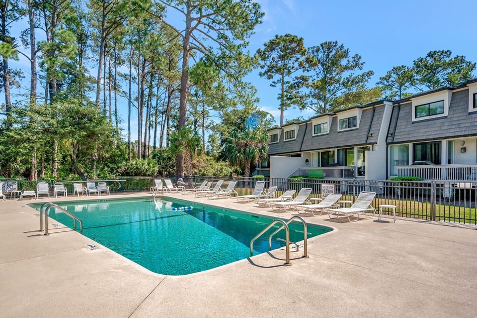 Complex Pool