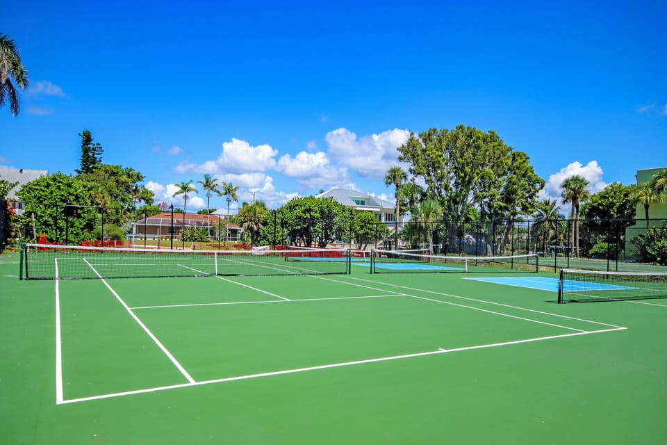 Tennis Courts