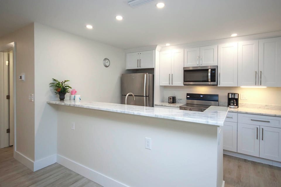 Breakfast Bar