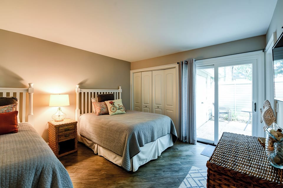 213 Twin Oaks_LuxImg_0009