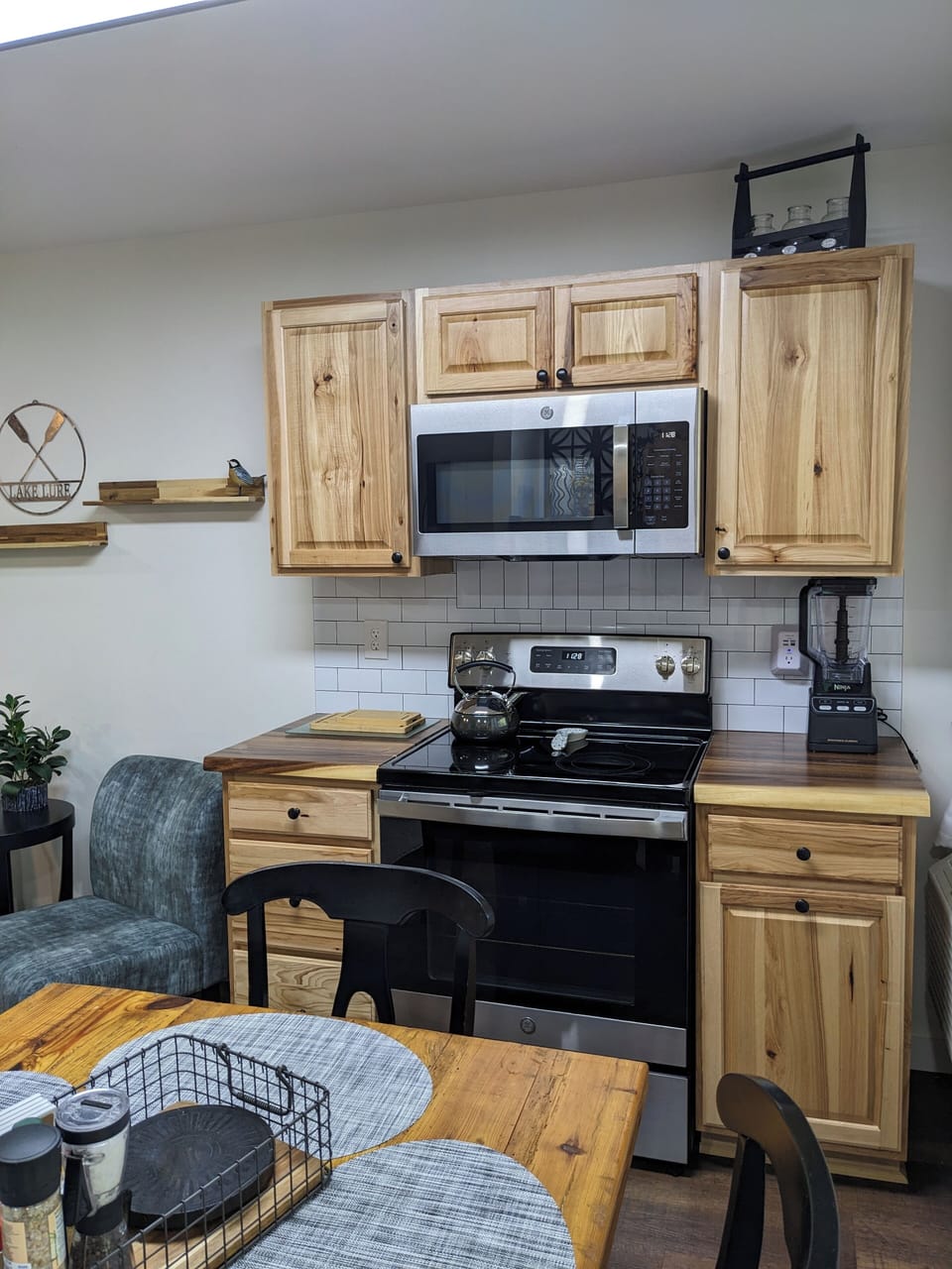 Full kitchen appliances 