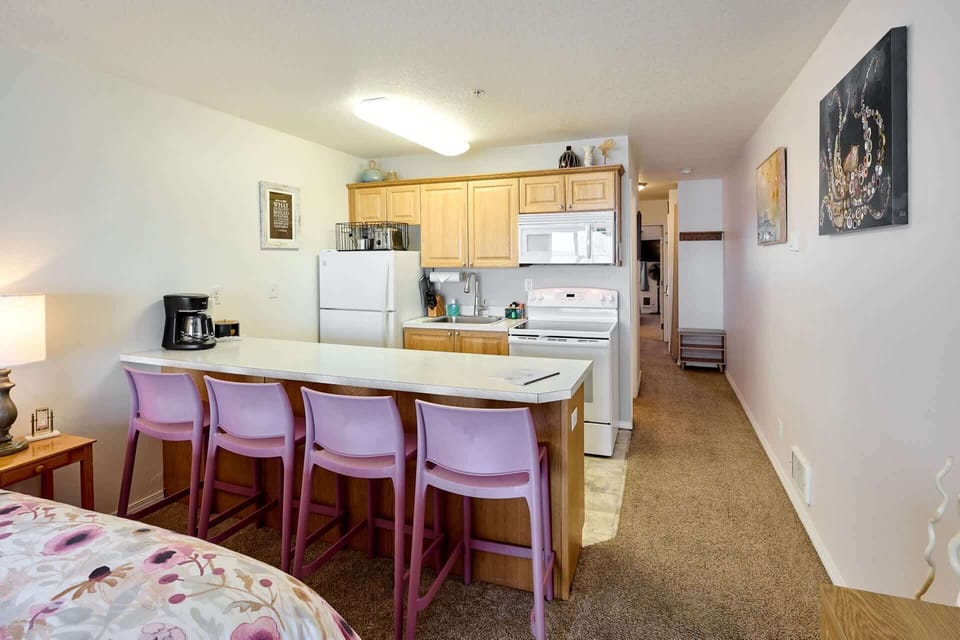 Plenty of counter space in the kitchen