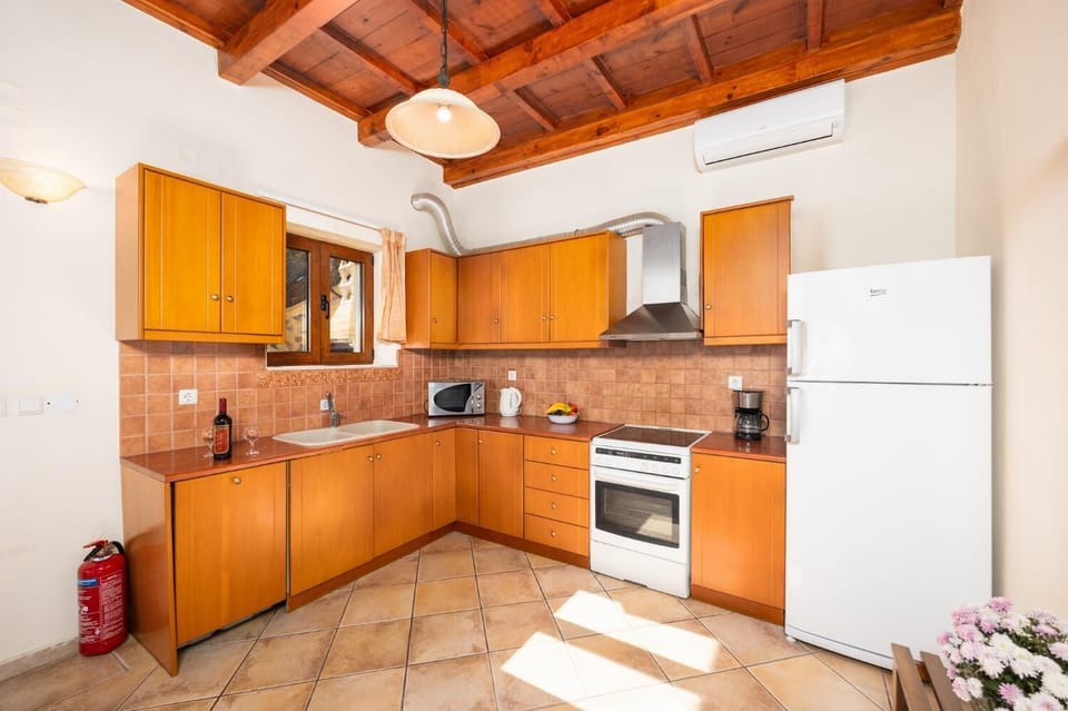 Equipped kitchen