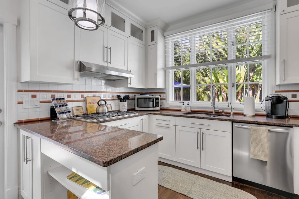 House #1 - Full Kitchen