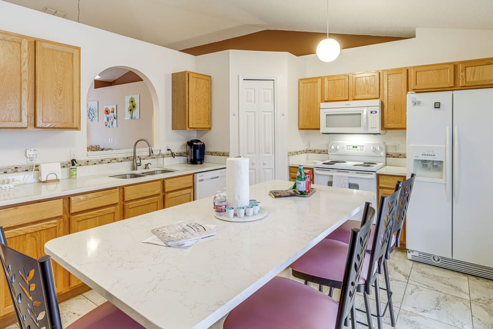 Kitchen | Cooking Basics | Refrigerator | Stove/Oven | Keurig Coffee Maker