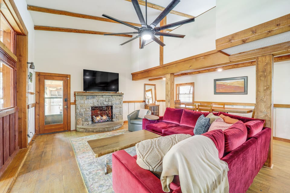 Boone Vacation Rental | 3BR | 3BA | 2,185 Sq Ft | 3 Steps Required