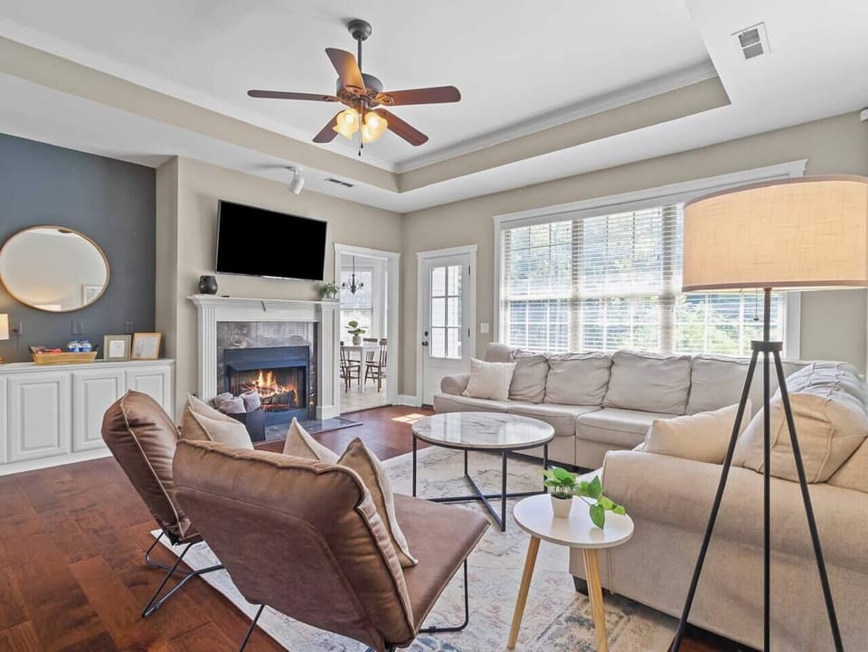 b34a9a3a-d42b-44a2-b4fa-b3ff1e6fad46