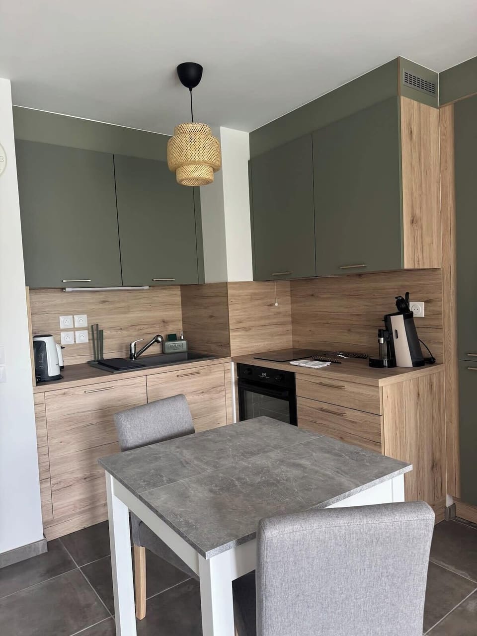 Private kitchen