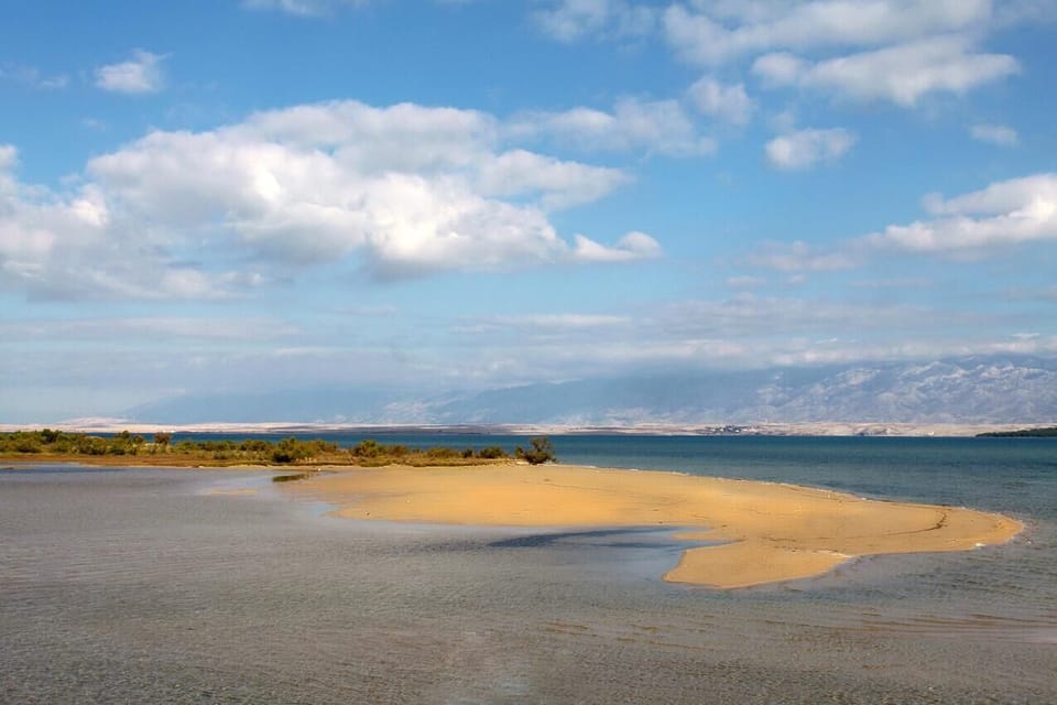 Nearby beaches