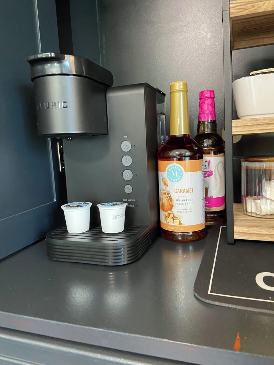 Keurig with a starter pack of pods, a pot for use with ground coffee- Hot water kettle- Coffee & Tea