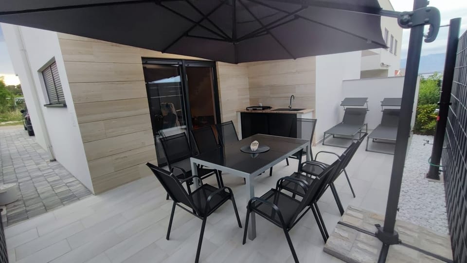 Terrace 1