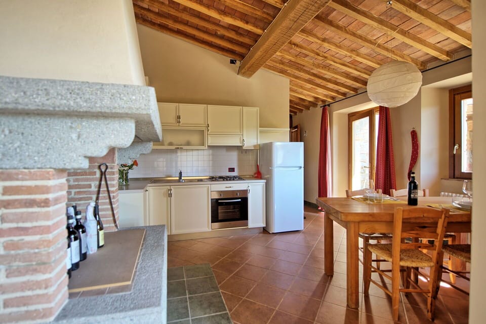 Dining Room, Kitchen