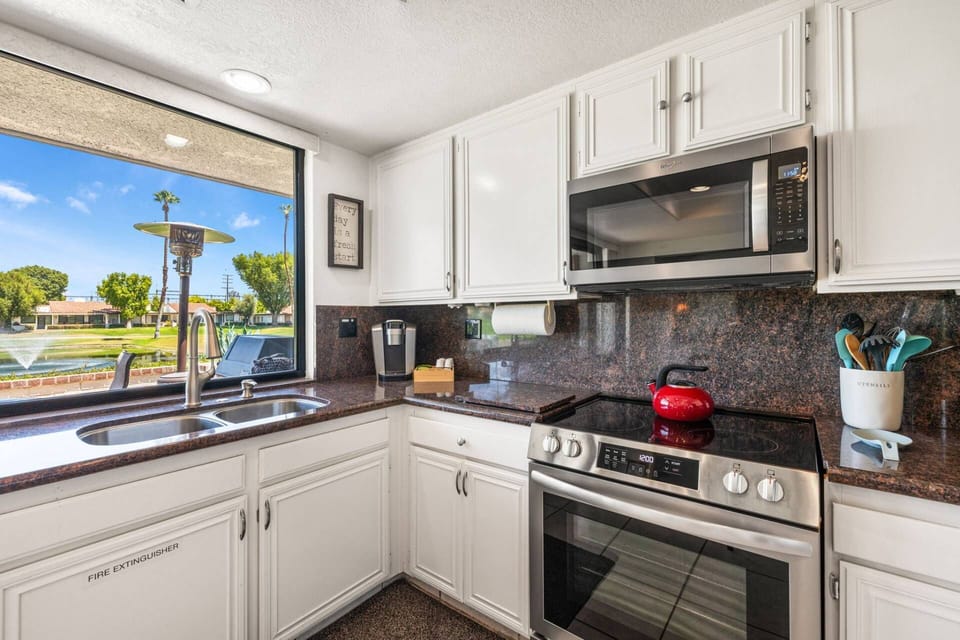 Fully Stocked Kitchen