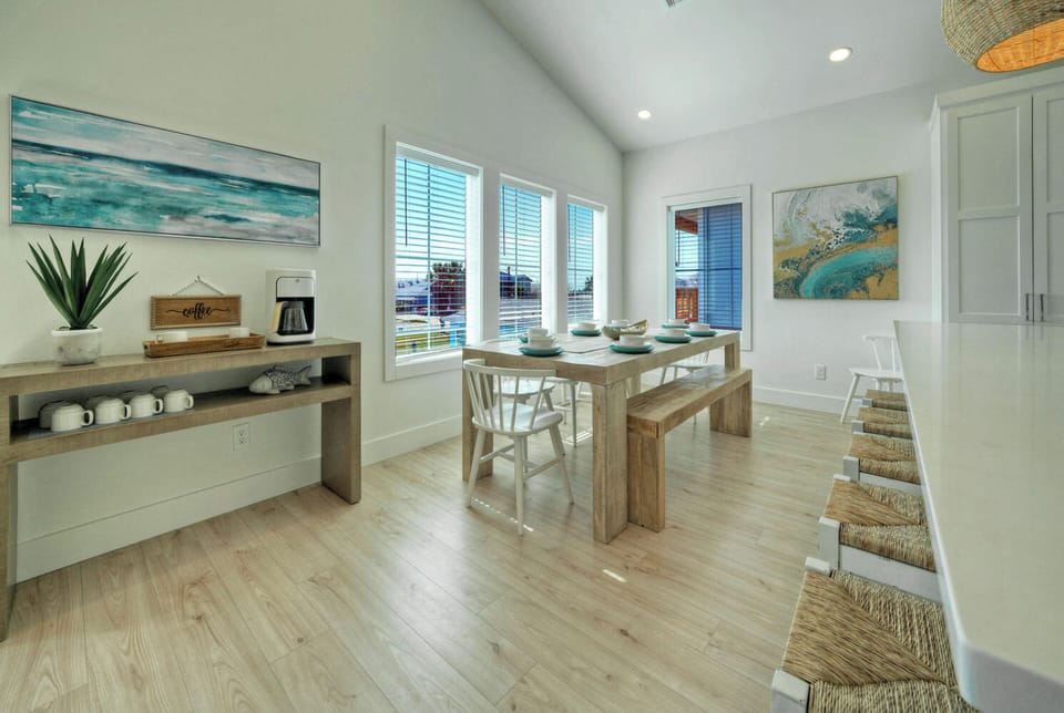 Dining table. (Sea La Vie)