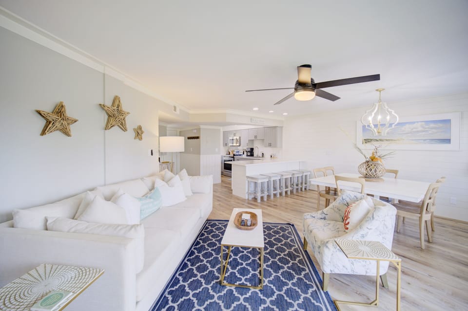 Chic, coastal-inspired interior design. (Triton)