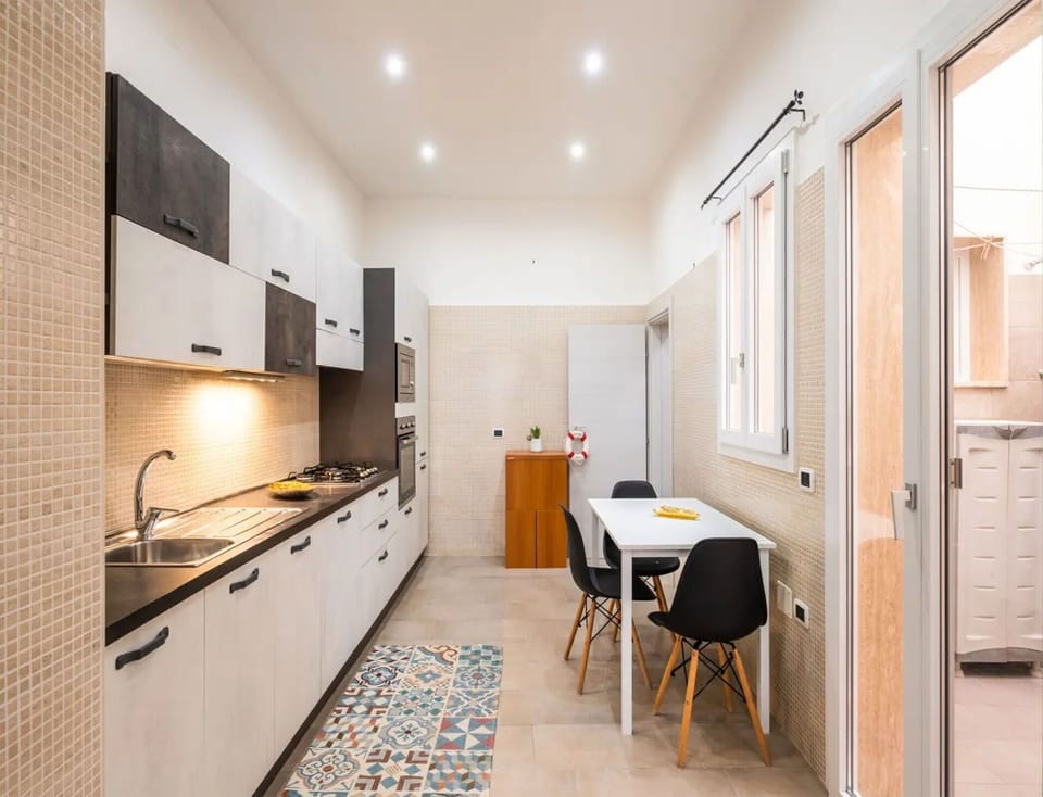 Autumn, Kitchen, Spring, Summer