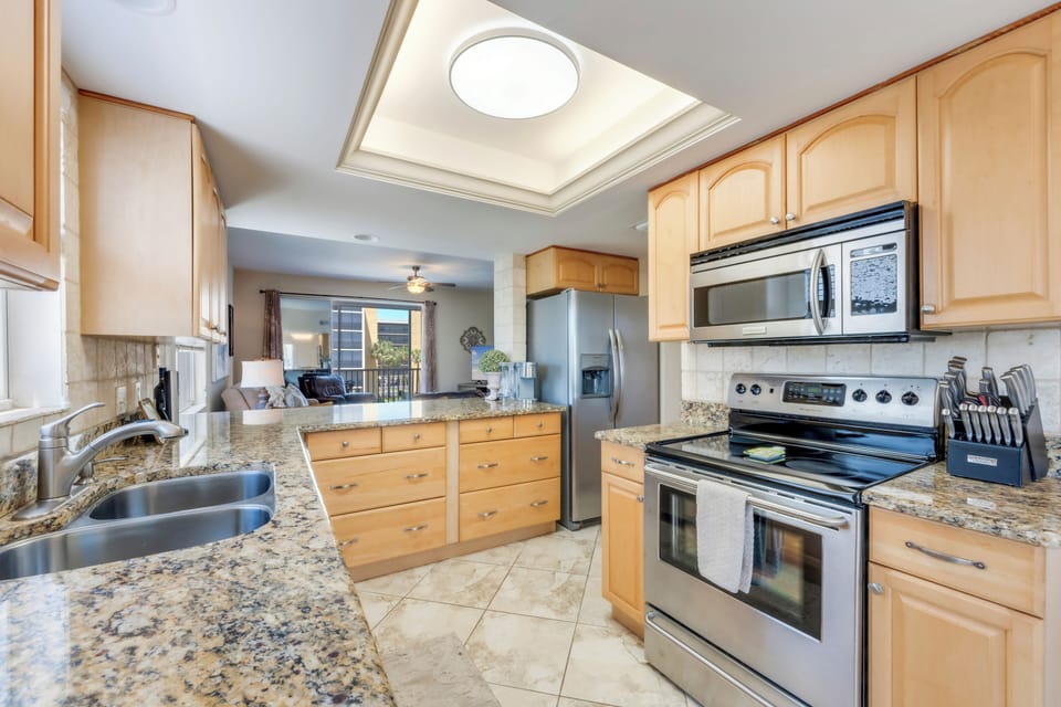 Fully equipped kitchen