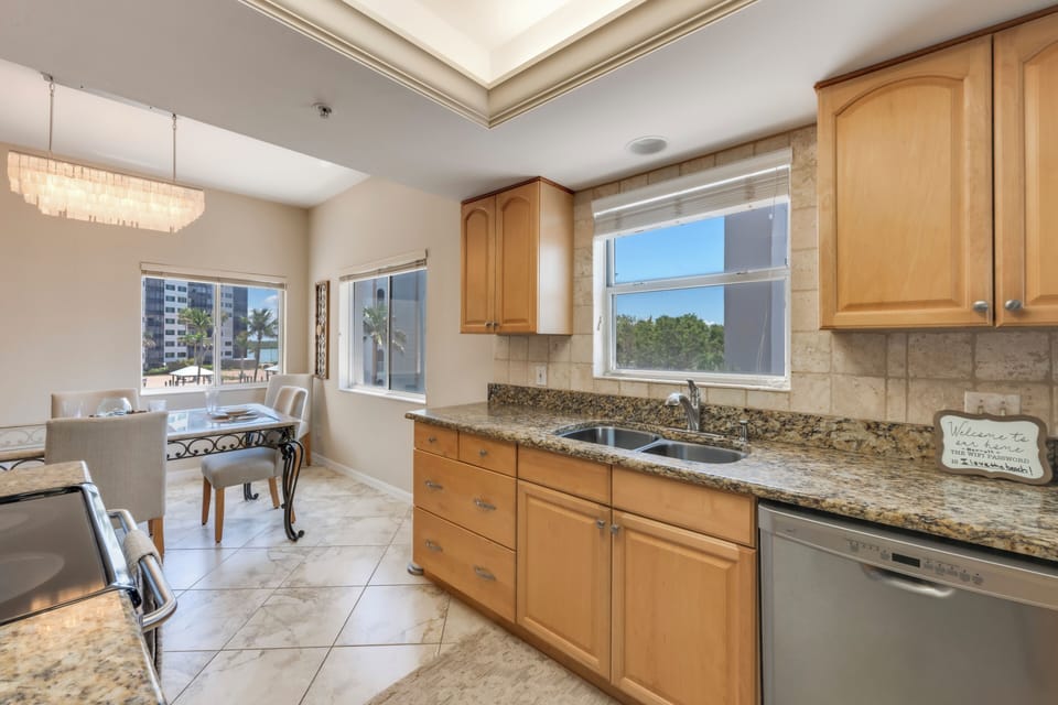 Fully equipped kitchen
