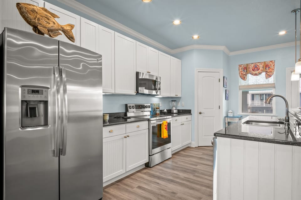 3rd Floor - kitchen