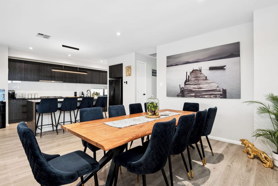 Open Plan Dining