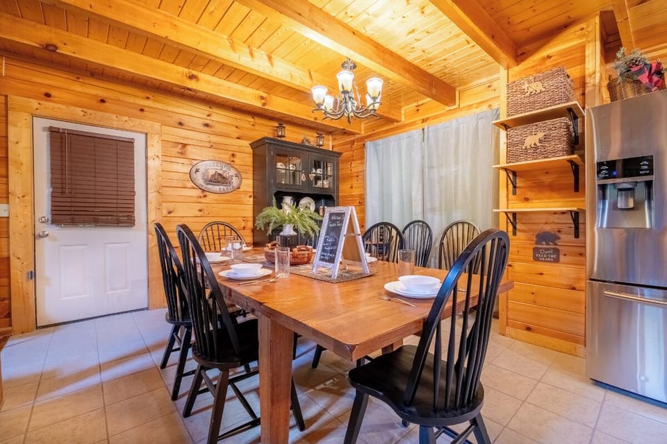 Timber Tails' inviting dining area