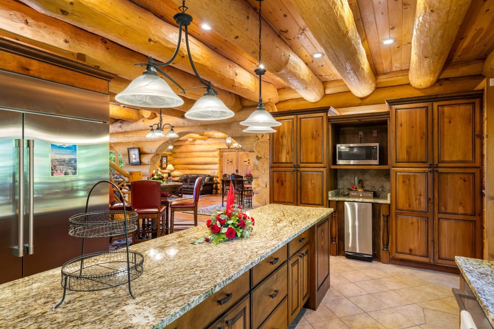 19-831-Big-Bear-Ridge-Rd-Gatlinburg-TN-19