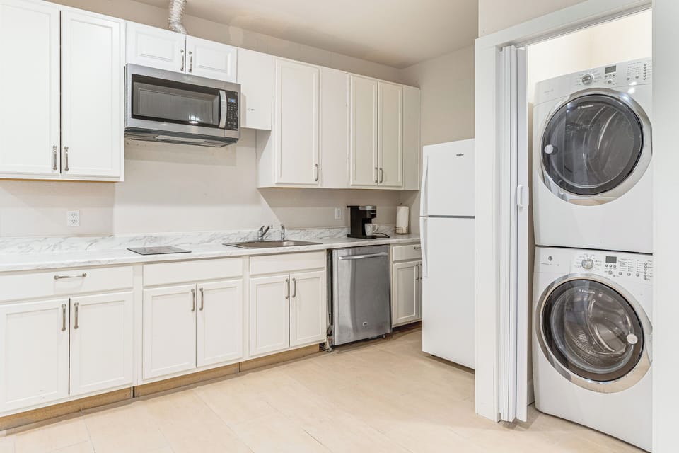 Kitchenette | Dishwasher | Keurig Coffee Maker | Washer | No Dryer