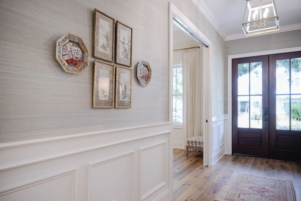 Front entrance foyer