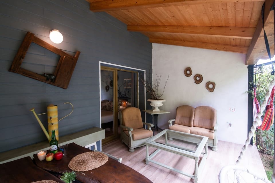 Balcony/Terrace,Garden view