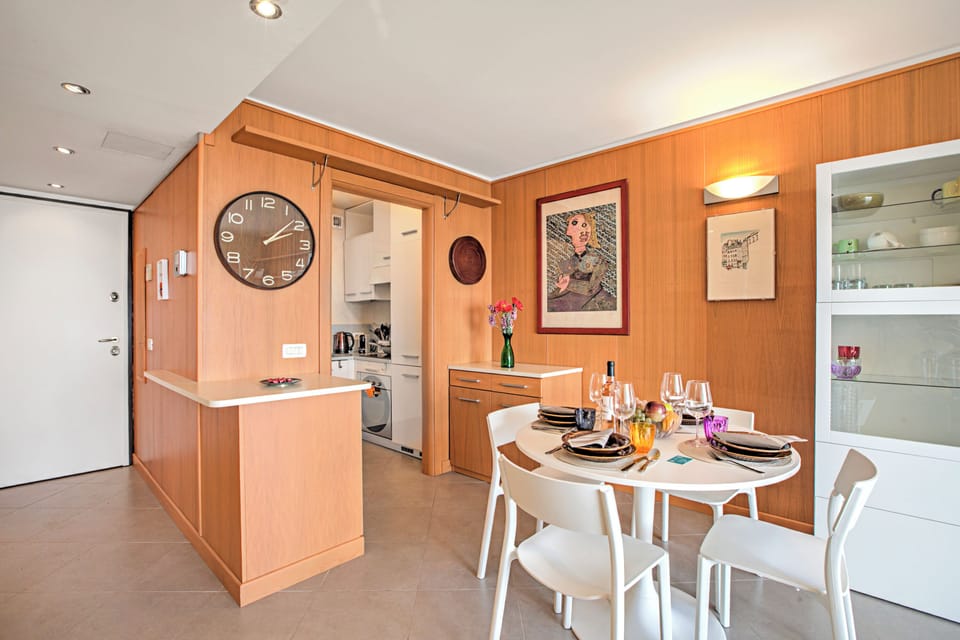 Kitchen and dining area
