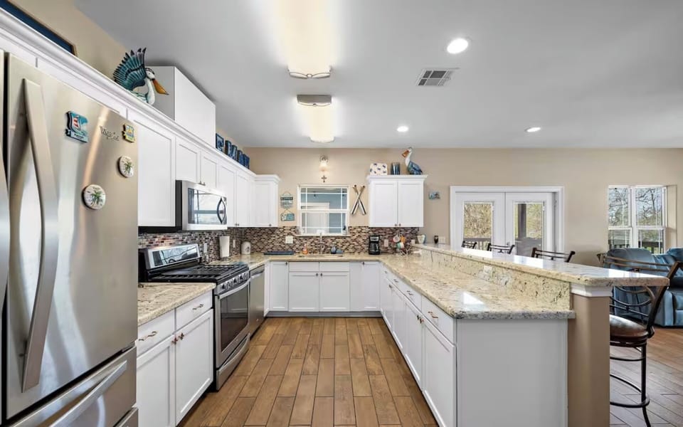 Spacious Kitchen