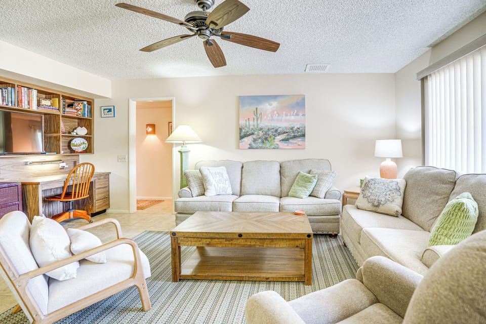 Sun City West Vacation Rental | 3BR | 2BA | 2,000 Sq Ft | Step-Free Entry