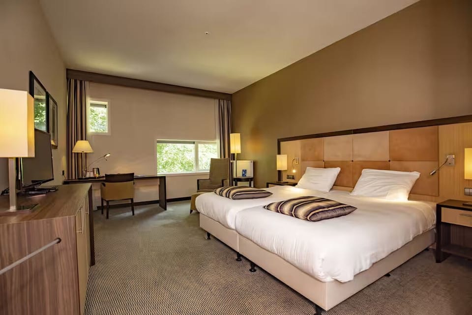 Unit with 2 Twin size beds
