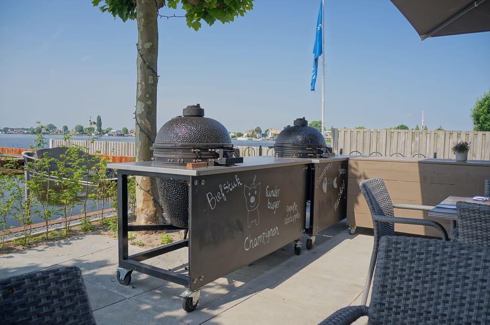 Terrace/Marina
