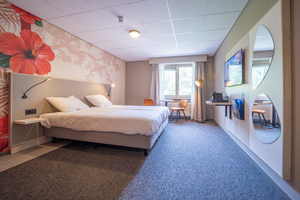 Unit with 2 Twin size beds