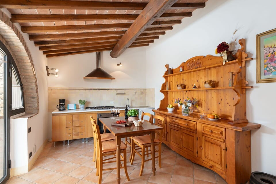 Dining Room, Kitchen, Main Entrance