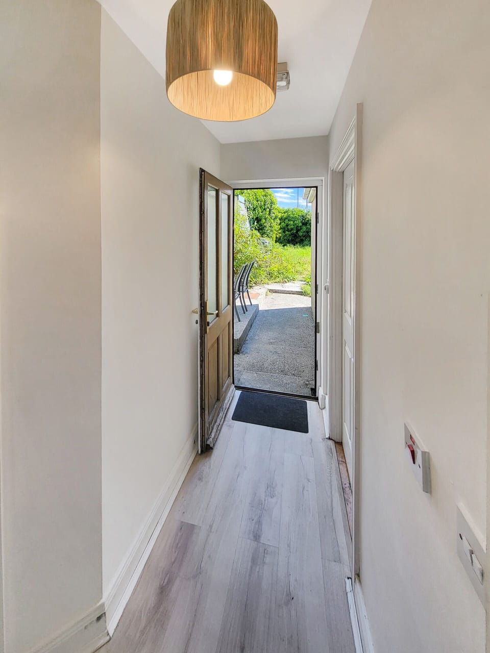 Hallway to the garden