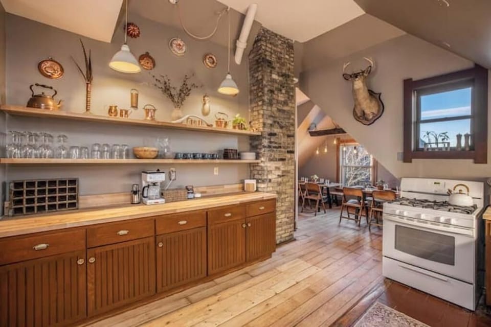 Fully stocked kitchens for preparing large group meals