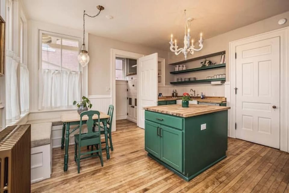 Fully stocked kitchens for preparing large group meals