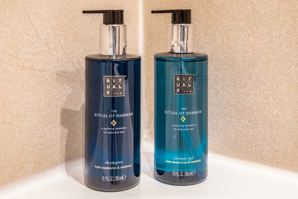 Bathroom amenities